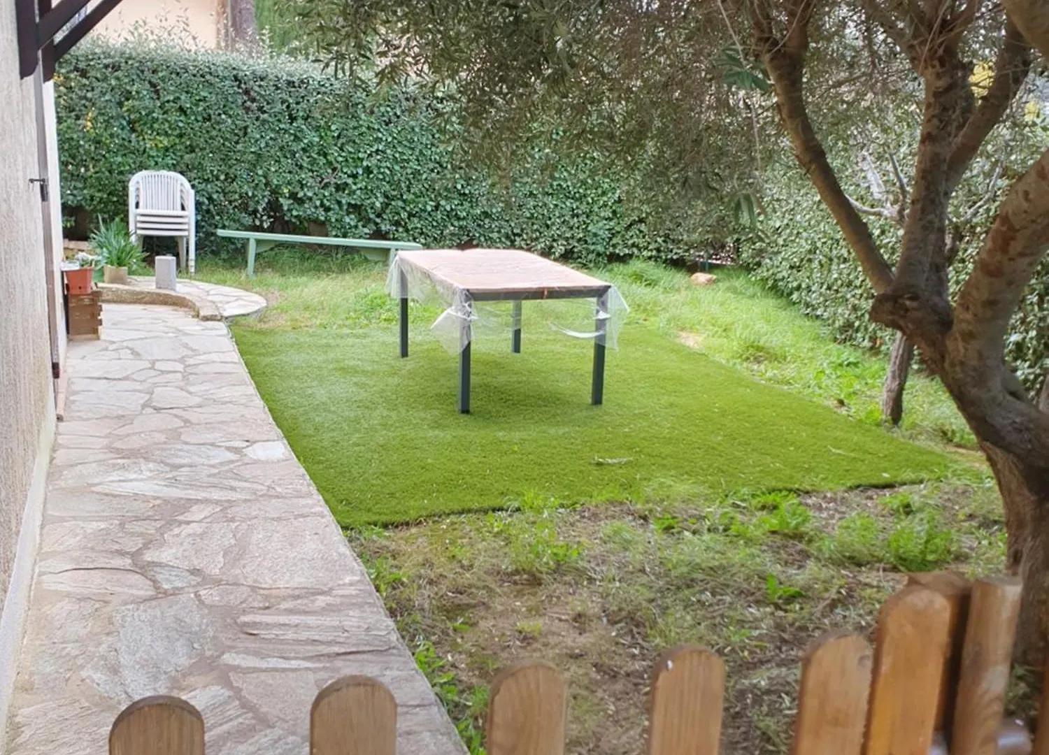 Apartamento Appartement T2 Bas De Villa Avec Jardinet Au Calme Proche Mer La Seyne-sur-Mer